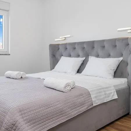 Apartvilla Okit Ii