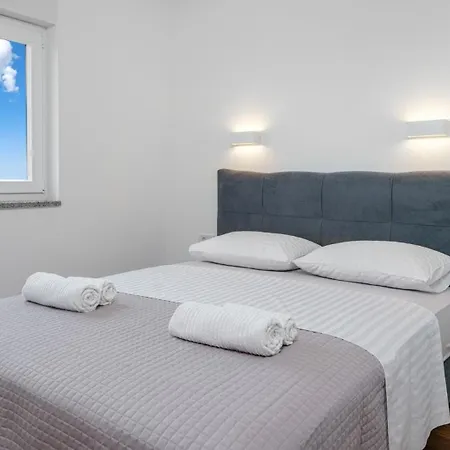 Apartvilla Okit Ii Apartmán *