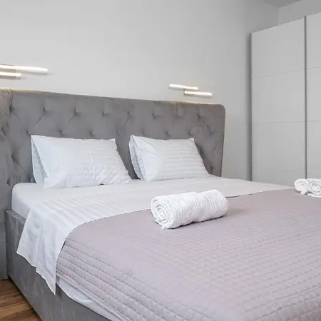 Apartvilla Okit Ii Apartmán Srima