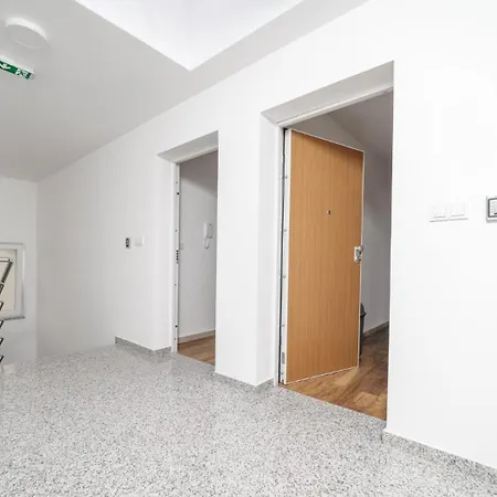 Apartvilla Okit Ii * Srima