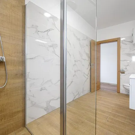 Apartvilla Okit Ii * Srima